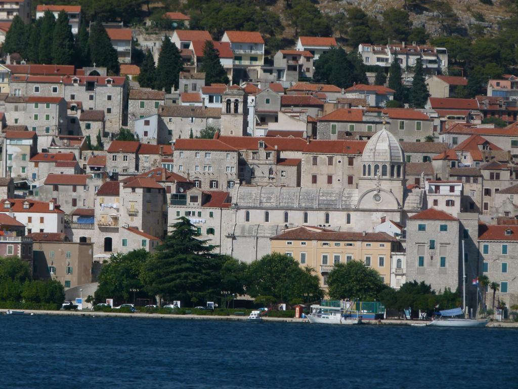 Apartment Bila Sibenik Luaran gambar